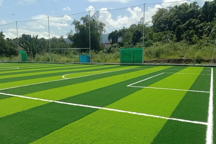 Rumput Sintetis Mini Soccer Solusi Lapangan Bebas Cuaca