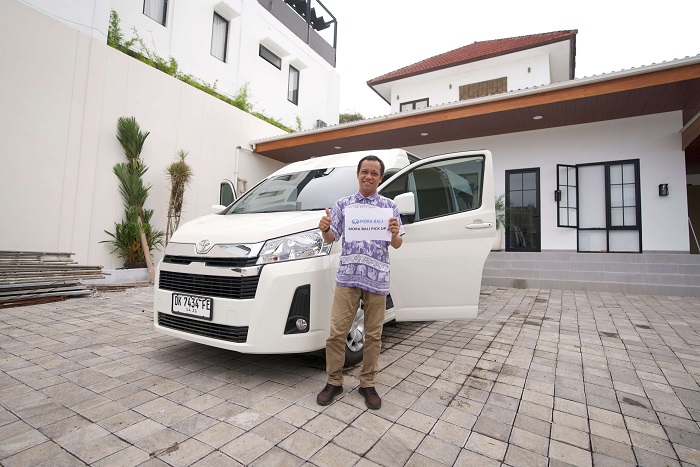 Wisata Hemat di Bali dengan Sewa Toyota Hiace untuk Rombongan