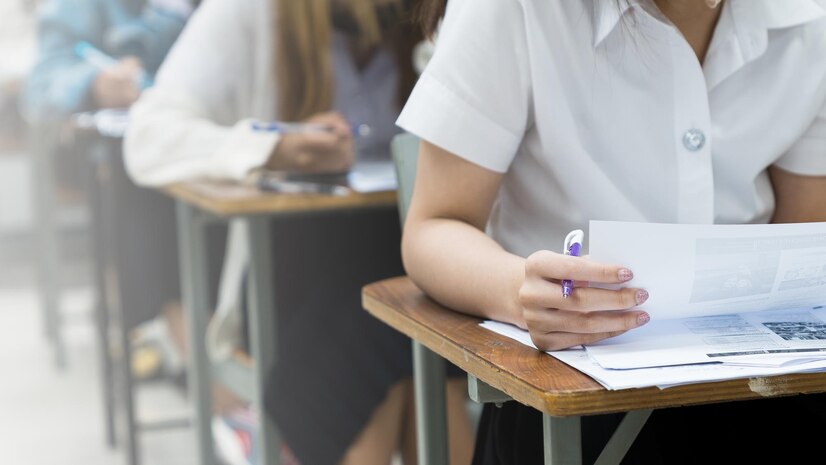 Bahasa Inggris BUMN: Keterampilan yang Wajib Dimiliki untuk Karier di Perusahaan Negara