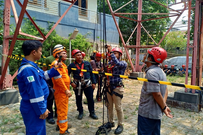 Prosedur Utama Bekerja dengan Aman di Ketinggian