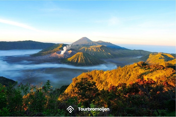 Yuk Nikmati Keseruan Berpetualang dan Berlibur di Kawah Ijen 