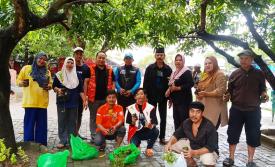 Aksi Hijau dan Berbagi Takjil Jadi Penanda Setahun Gerakan Rakyat di Sulsel