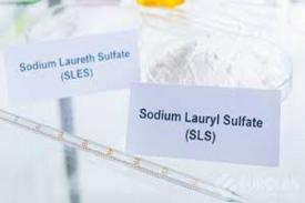 Bahan Skincare yang Harus Dihindari Pemilik Kulit Berjerawat